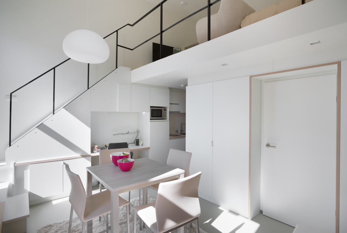 DE BOND Studio Mezzanine