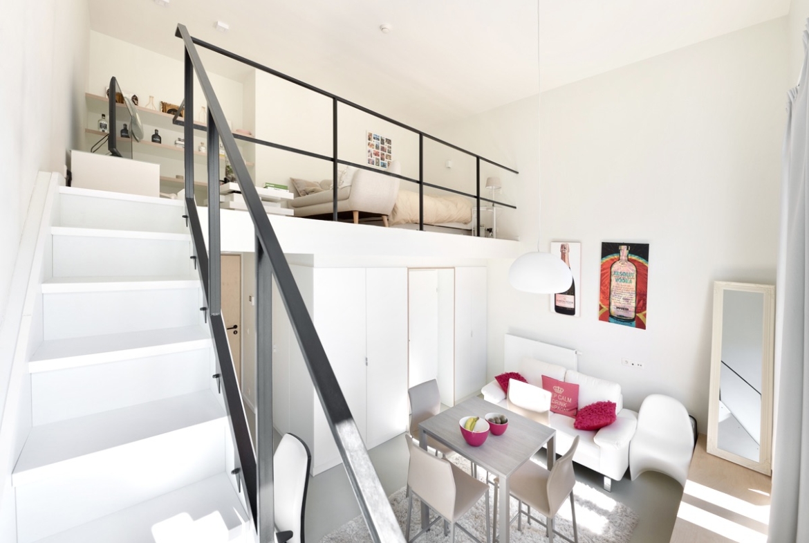 DE BOND Studio Mezzanine